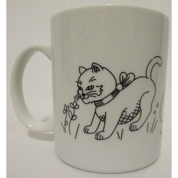Unique Cats Playing Outline Artistic Coffee Cup Mug White Kittens Cat Play Pet - Picture 2 of 9